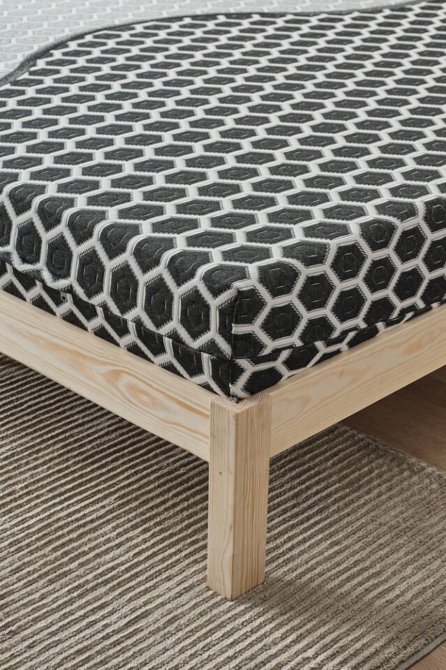 Mellowtex Premium Luxury Modern Geometrik Desenli Yatak Kılıfı – Kumaş Kalınlığı 400 Gram