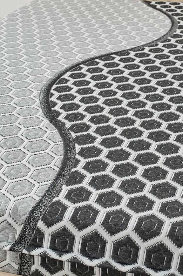 Mellowtex Premium Luxury Modern Geometrik Desenli Yatak Kılıfı – Kumaş Kalınlığı 400 Gram