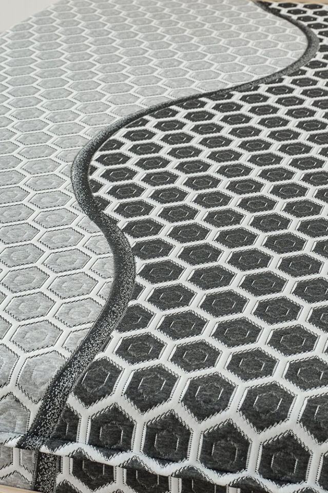 Mellowtex Premium Luxury Modern Geometrik Desenli Yatak Kılıfı – Kumaş Kalınlığı 400 Gram