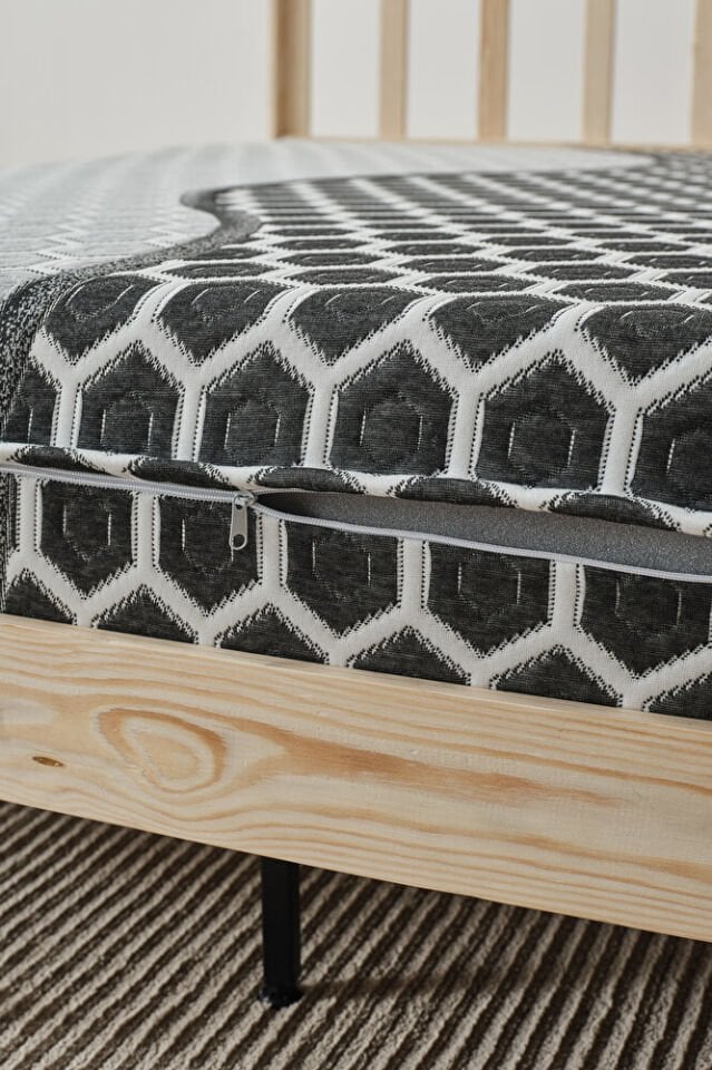 Mellowtex Premium Luxury Modern Geometrik Desenli Yatak Kılıfı – Kumaş Kalınlığı 400 Gram