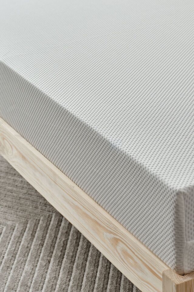 Mellowtex Fermuarlı Örme Yatak Kılıfı 140x190 Ölçülü Sıvı Geçirir Toza ve Kire Karşı Koruma Sağlar Kapıda Ödeme Mevcut